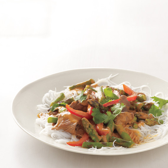 beef-asparagus-curry-med108164.jpg