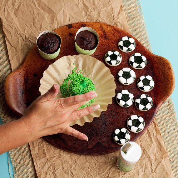 soccer-cupcakes--cupcakes-1015.jpg (skyword:196158)