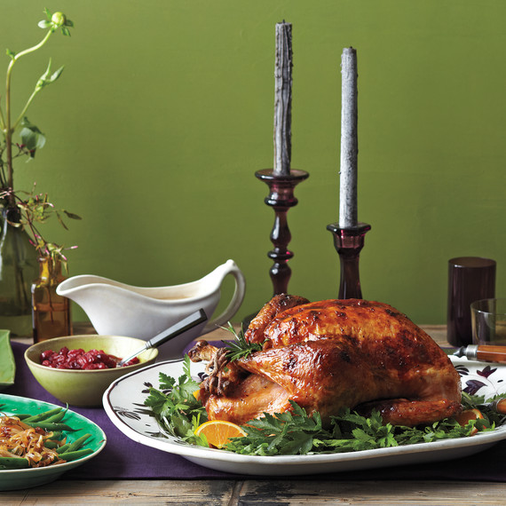 thanksgiving-table-1-med107616.jpg