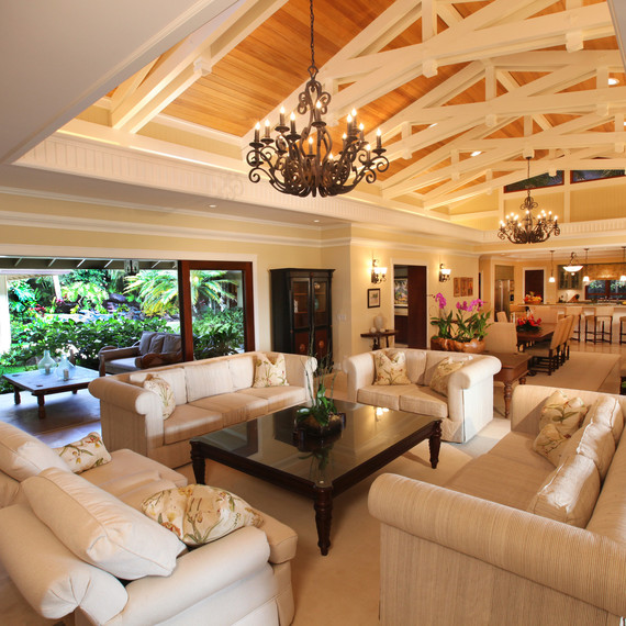 Obama-Hawaii-home-family-room