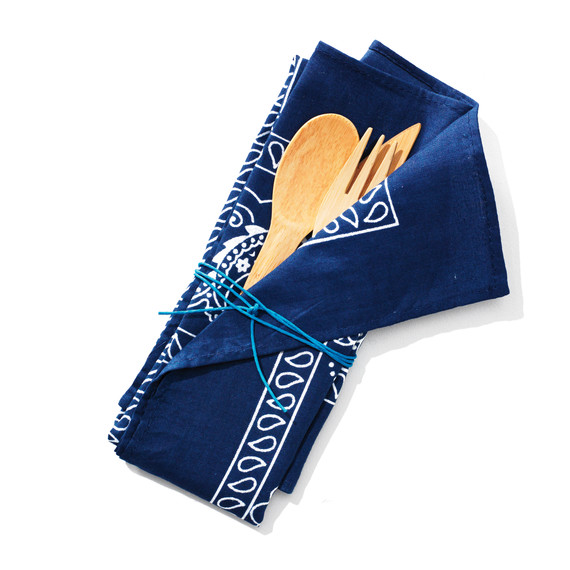 bandana-napkin-silo-438-d111148.jpg
