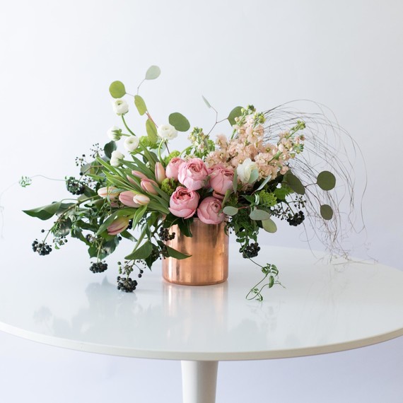 A Stunning Spring Flower Arrangement That'll Awe All Your Friends ...