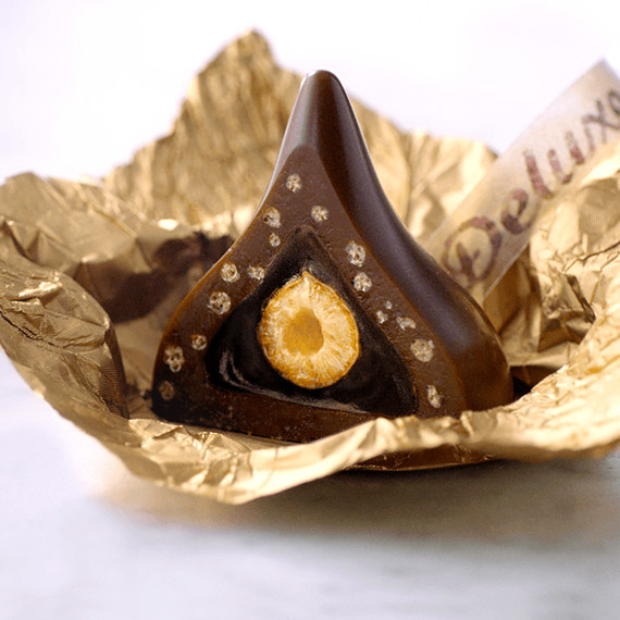 hershey-carousel-chocolate-kiss.jpg