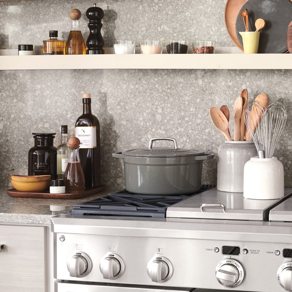 kitchen-stove-and-shelf-d111408.jpg