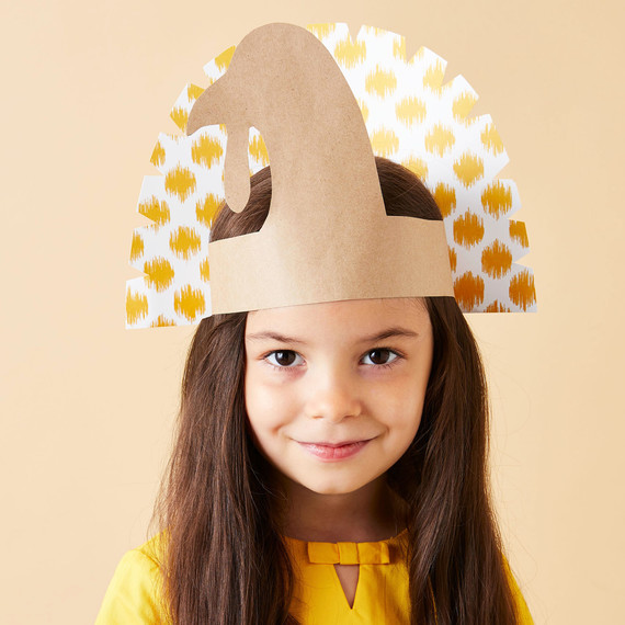 10 Thanksgiving Crafts for Kids Sitting at the Table | Martha Stewart