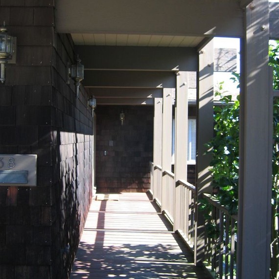 rossington-entrance-before-0915
