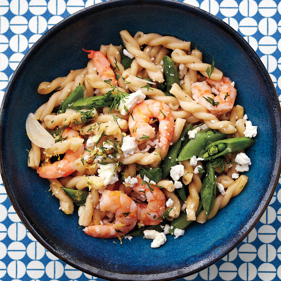 shrimp-pasta-plated-182-d111921.jpg