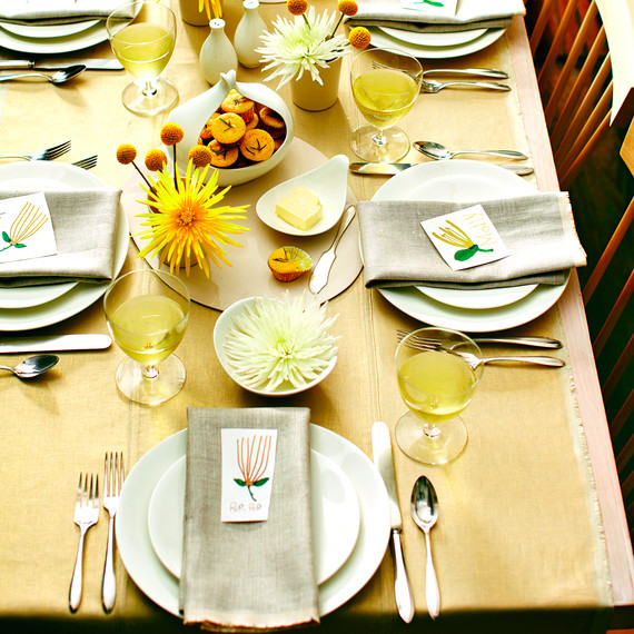 table-settings-marcie-mld107802.jpg
