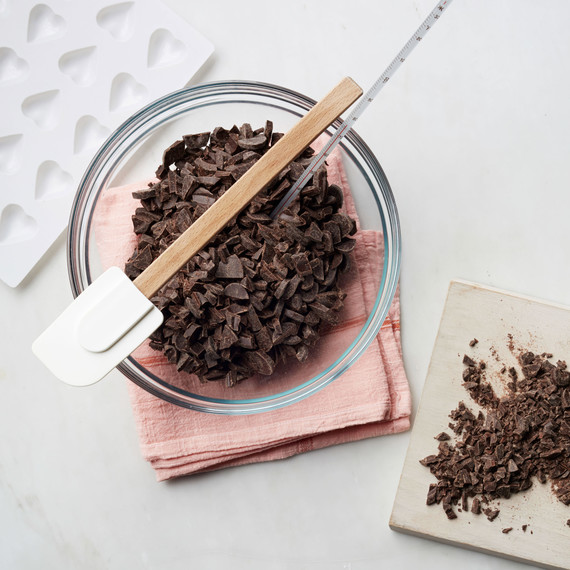 tempering-chocolate-094-d111651.jpg