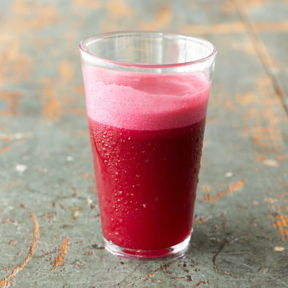 wk1-s-apple-beet-juice-ld109440.jpg