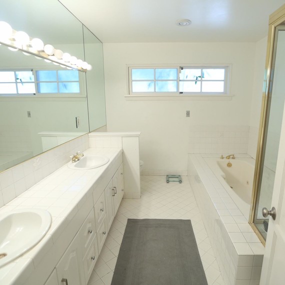 bathroom-remodel-modern-0815-11a