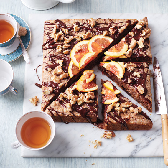 chocolate-walnut-cake-2-d111787r.jpg