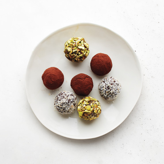 desserts-chocolate-truffles-0115.jpg