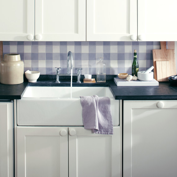 gingham-backsplash-1011mld107505.jpg