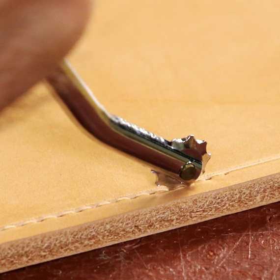 Using the Overstitch Wheel
