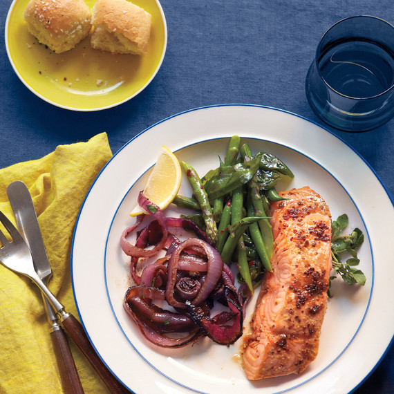 Salmon Shines in This Simple Easter Dinner for a Crowd ...