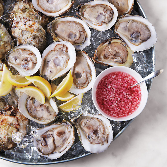 oysters-a130522-01-8429-md110267.jpg