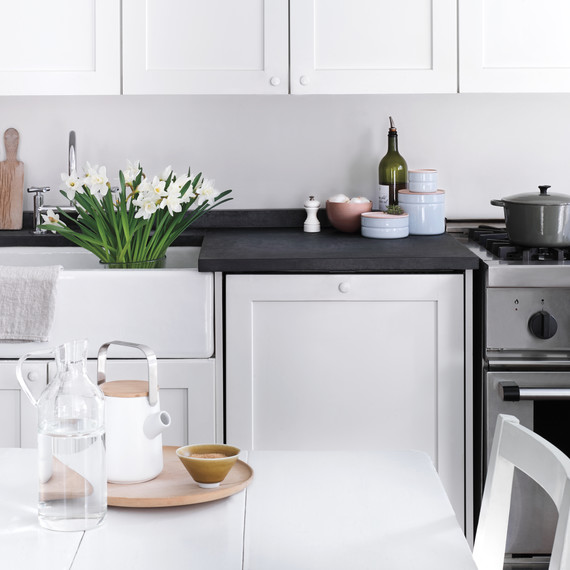 springcleaning-kitchen-mld110961.jpg