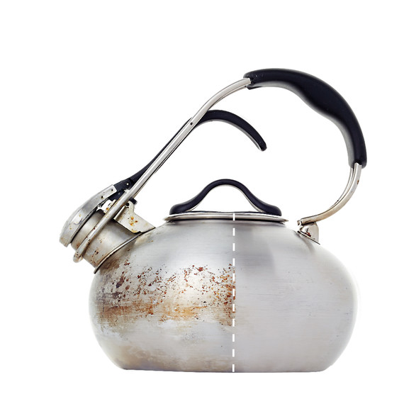 tea-kettle-dirty-010-d111651comp.jpg