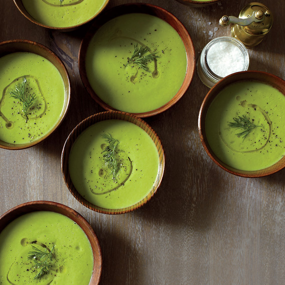 creamy-cauliflower-soup-mld108020.jpg