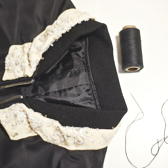 embellished-bomber-jacket-1121022.jpg (skyword:368289)