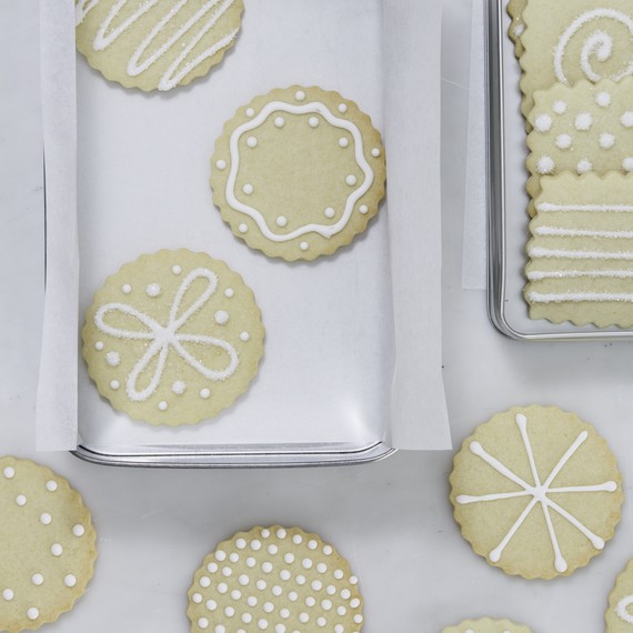 food-gift-cookes-tin-0617-6378406