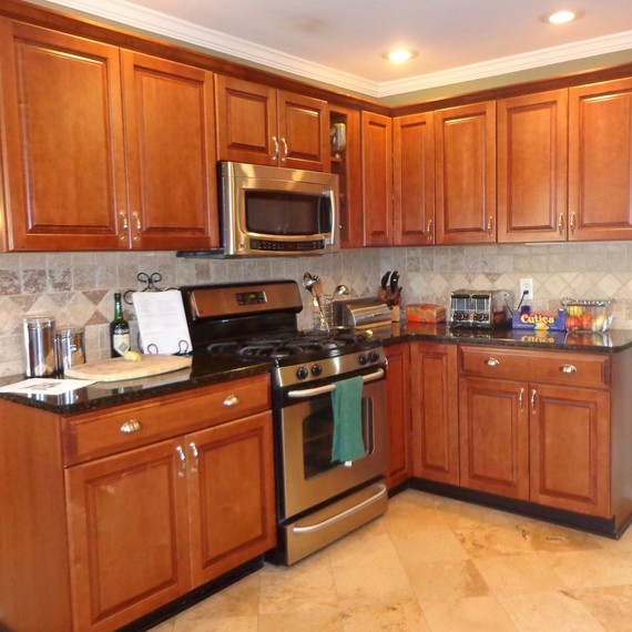 leslie-wood-kitchen-before-1-0316.jpg (skyword:237264)