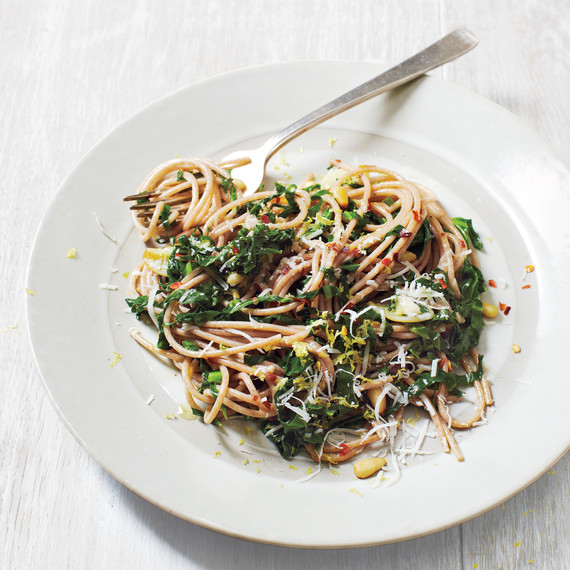 pasta-with-leafy-greens-mbd109398.jpg