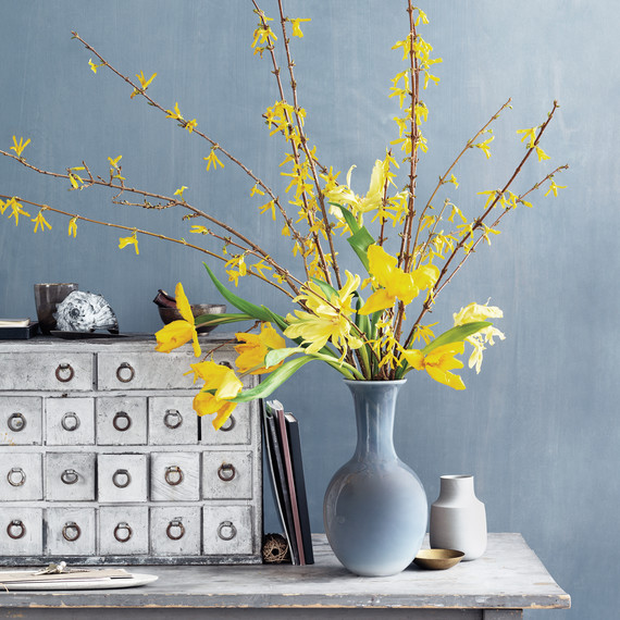 yellow-flowers-foyer-d111163-0029.jpg