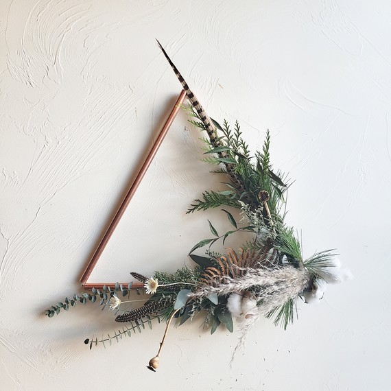 now trending: dried flowers now trending: dried flowers