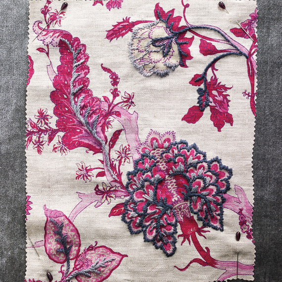 embroidery-pink-detail-053-d111671.jpg
