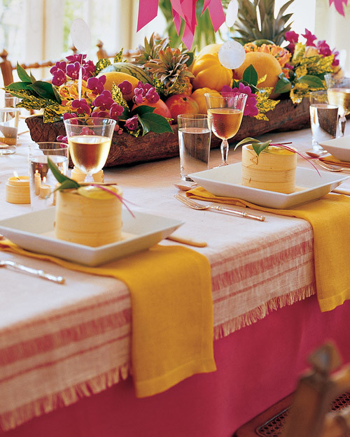 mla102652_july07_table_centerpiece.jpg
