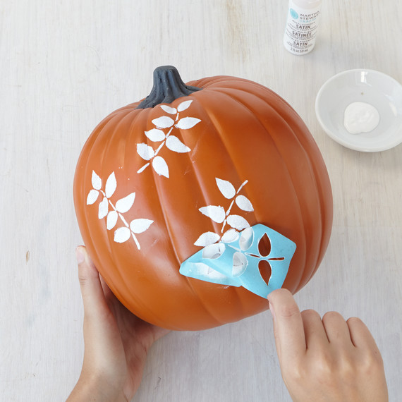 mscrafts-painted-leaves-step2-1014.jpg