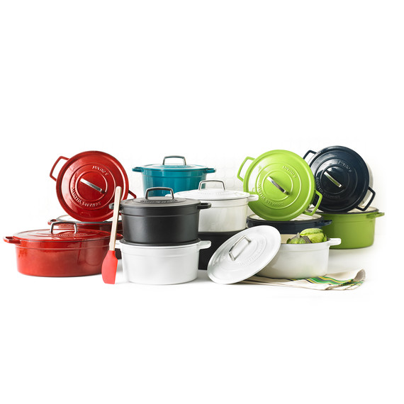msmacys-enamelcastiron-retail-0114.jpg