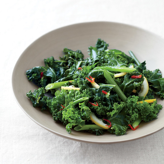 spicy-sauteed-kale-lemon-med107616.jpg