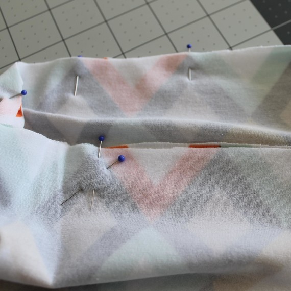 spoonflower-infinity-scarf-07-0715