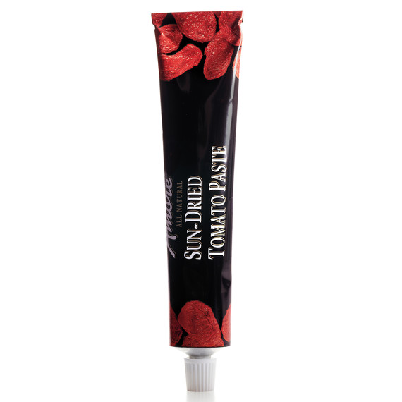 tomato-paste-tube-01-cap-mld110348.jpg