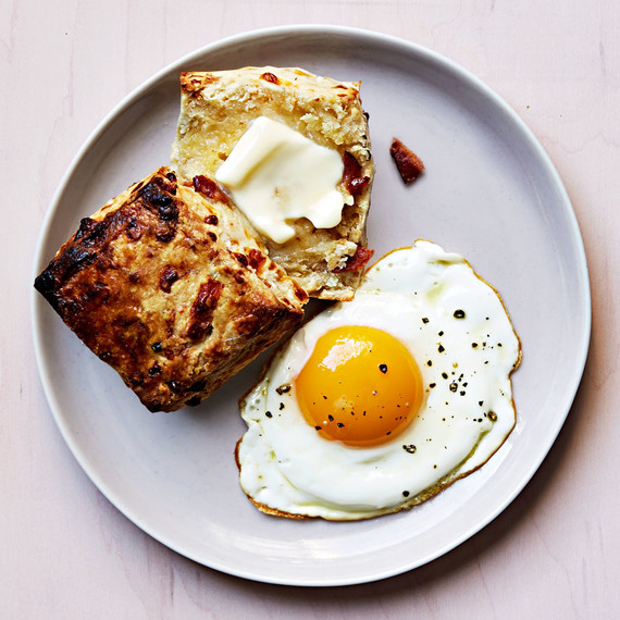 bacon and cheddar biscuit bacon and cheddar biscuit