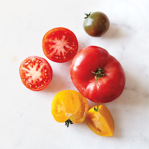 beefsteak-tomatoes-silo-012-d111149.jpg