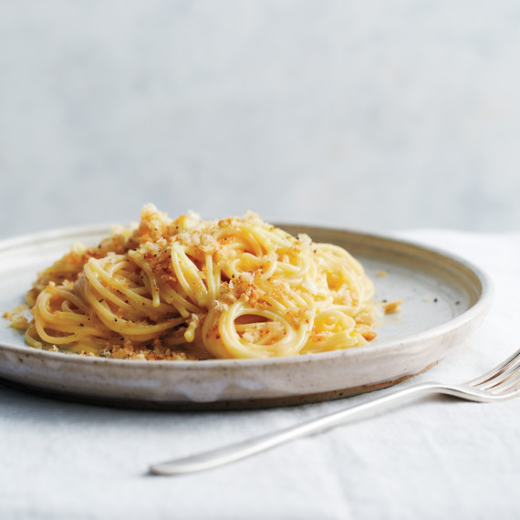 carbonara-cheesy-mac-0023-mld111000.jpg