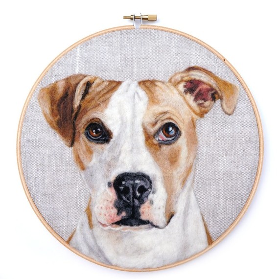 felt-art-dog-on-gray felt-art-dog-on-gray