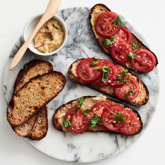 roasted-garlic toast roasted-garlic toast