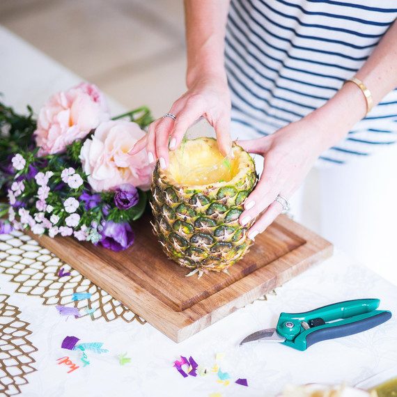pineapple-flower-centerpiece-step-3.jpg