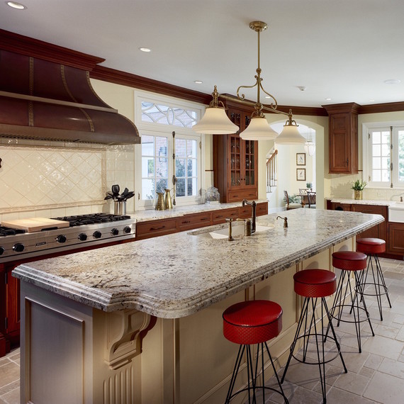 winterize-smoke-alarms-kitchen-1116.jpg (skyword:366868)