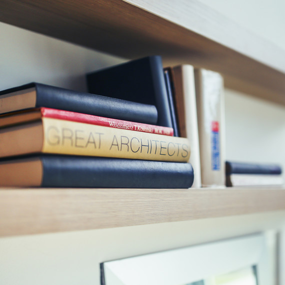 buildings-books-architect-shelf-1016.jpg (skyword:350986)