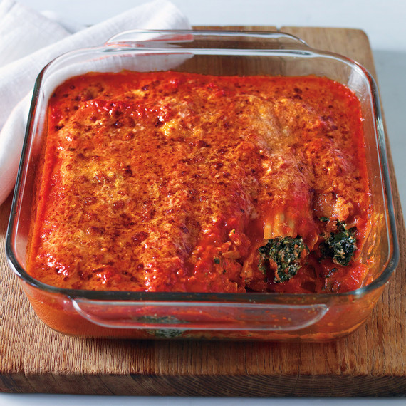 med106330_1210_din_spinach_manicotti.jpg