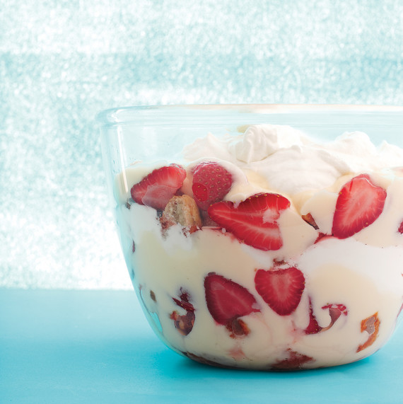 waffle strawberry trifle waffle strawberry trifle