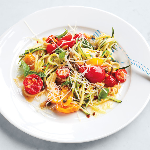 zucchini-pasta-primavera-097-d111891.jpg