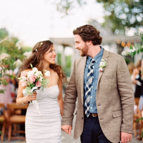 americanmade-hand-in-hand-couple-0115.jpg