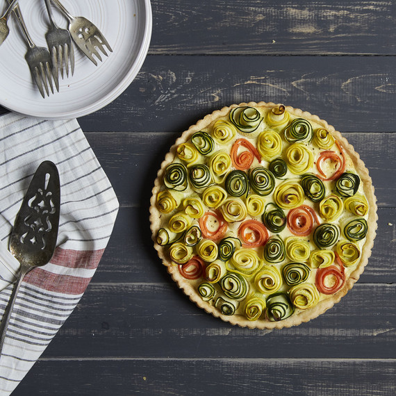 blooming-vegetable-quiche_dec-02-2016_0319.jpg (skyword:372658)